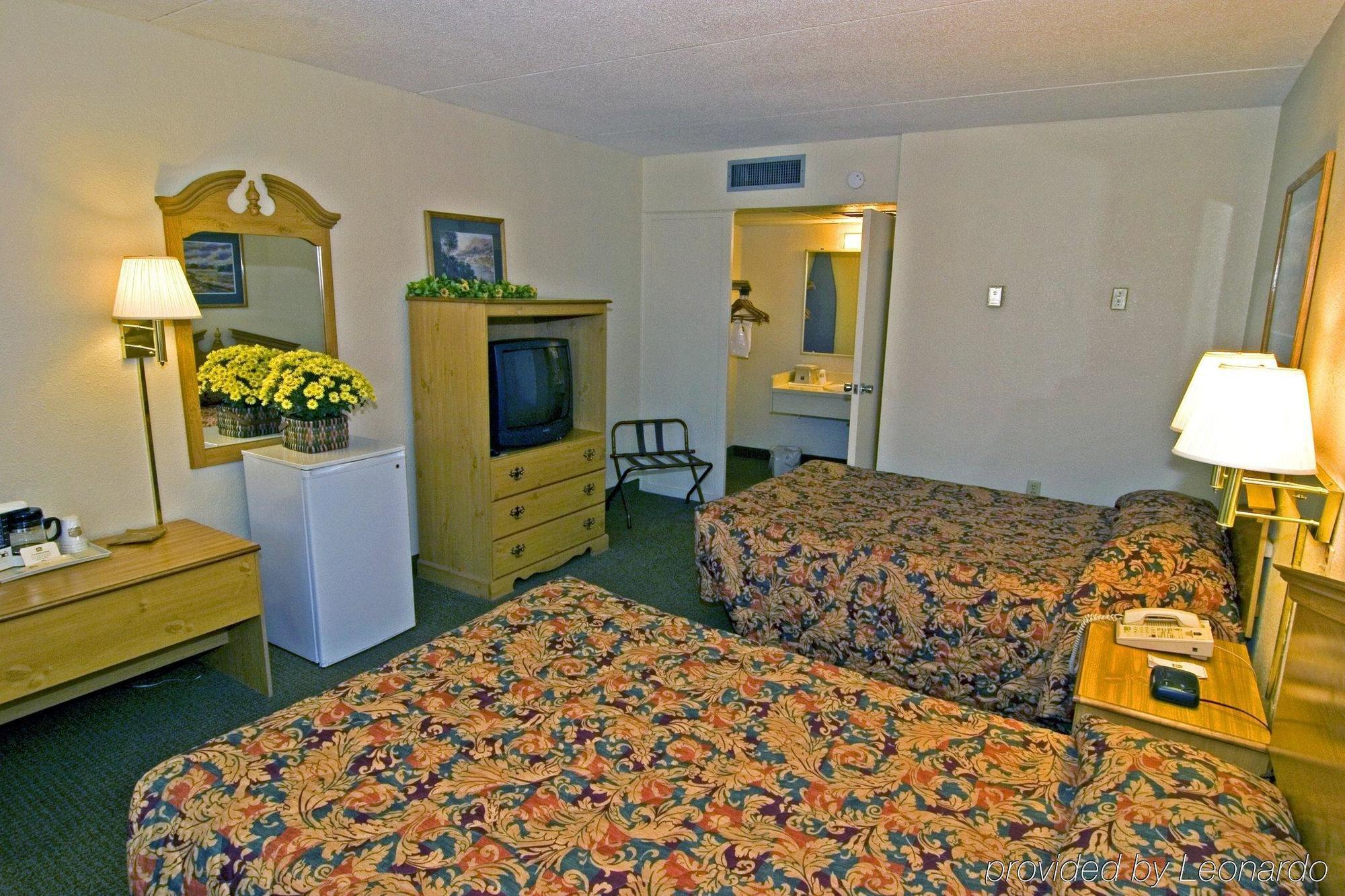 Super 8 By Wyndham Valdosta Mall Exterior photo